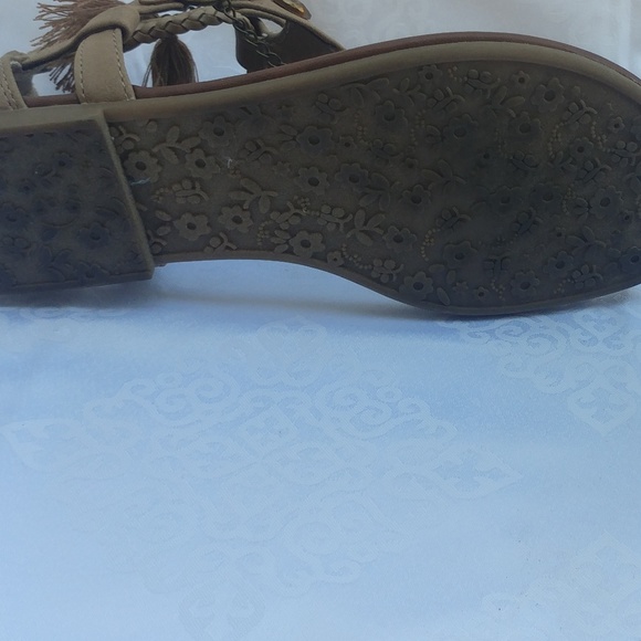 Sandals - Picture 5 of 5